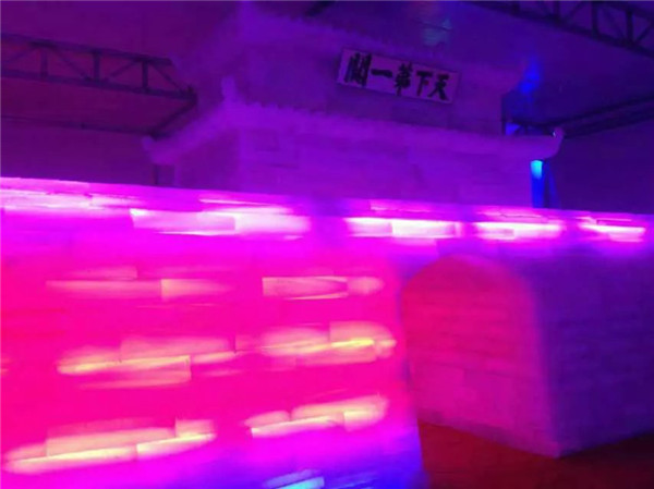 �ӱ���ɽ ���ڱ���չ��ʩ�� (4)